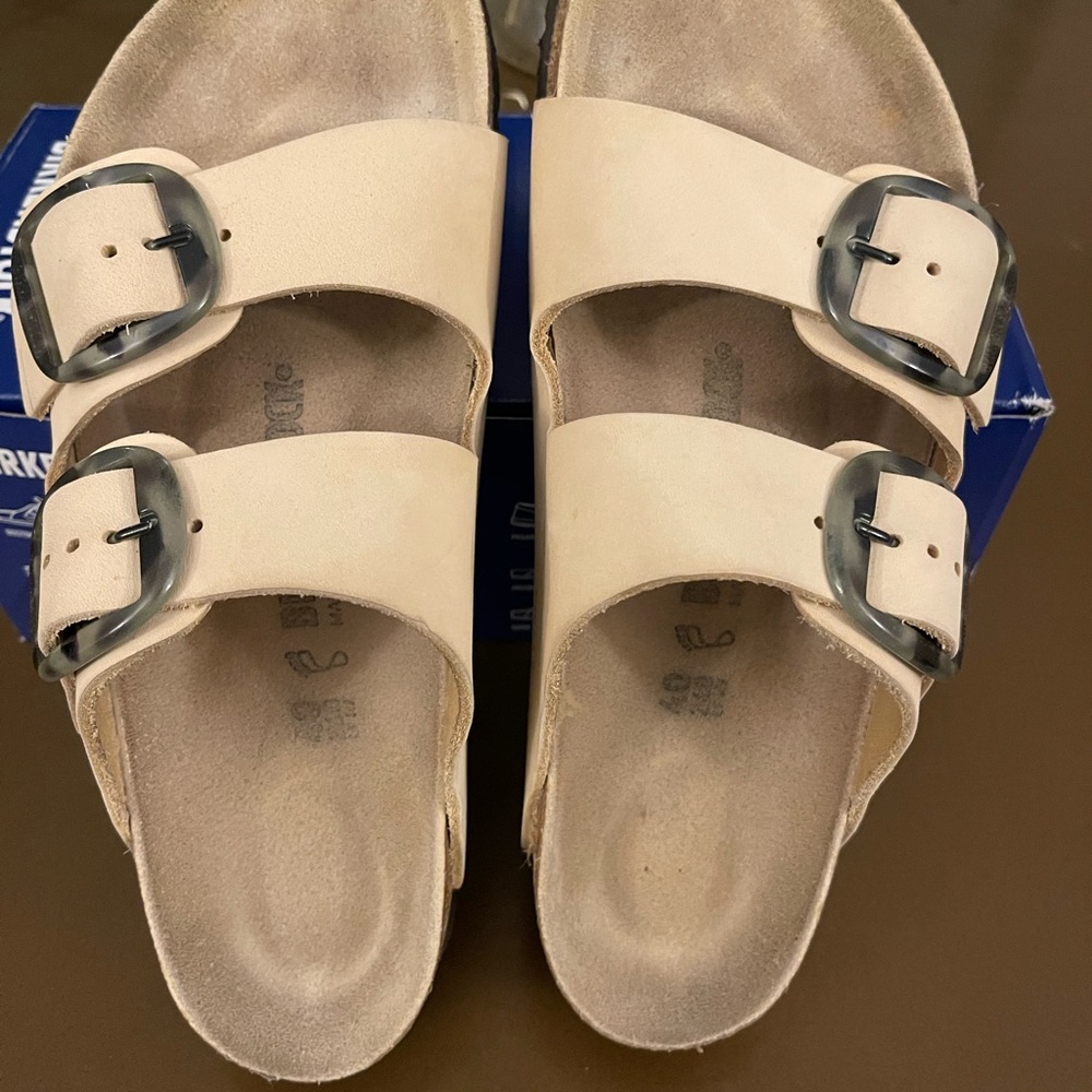 Birkenstock Beige Sandals